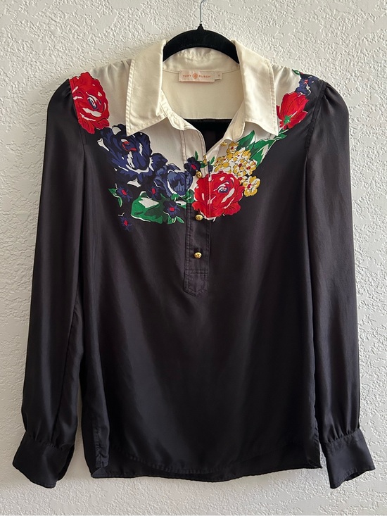 Tory Burch Tops - Tory Burch Black Floral Print Collared Half Button Long Sleeve Silk Blouse Top